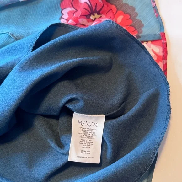 Cabi Style 3445 Blushing Floral Blouse Teal Sz M Peplum Lined
Tank Shirt Top - Picture 15 of 16